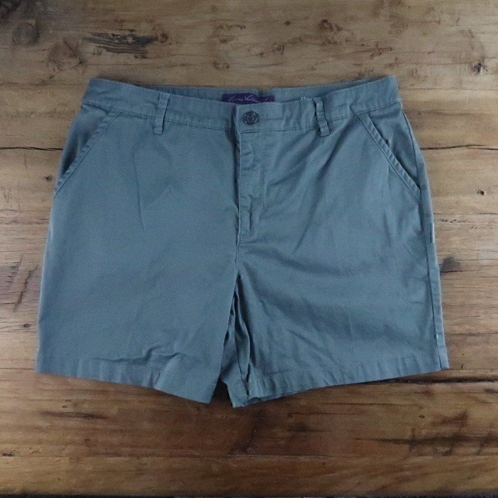 GLORIA VANDERBILT OLIVE GREEN HIGH RISE COTTON SHORTS SIZE 16